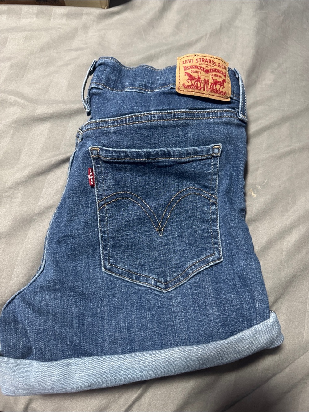 Levi's Women's Blue Cropped Denim Jeans with Cuffed Hem